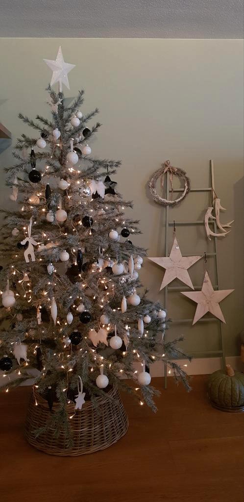 Mooie kunstkerstboom met sneeuweffect, Diversen, Kerst, Ophalen