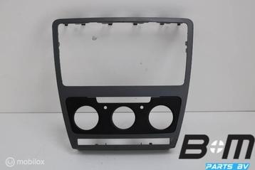Radio frame Skoda Octavia 2 1Z0858069BR beschikbaar voor biedingen
