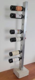 Industrieel aluminium wijnrek op betonvoet 9 flessen
Massief, Ophalen, Metaal, 75 cm of meer, 25 flessen of meer