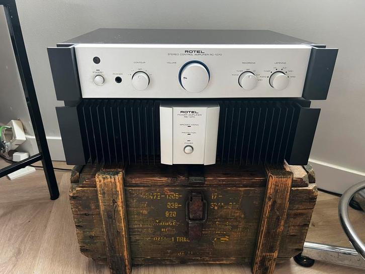Rotel RB-1070 & RC-1070, Audio, Tv en Foto, Versterkers en Receivers, Zo goed als nieuw, Stereo, 120 watt of meer, Overige merken