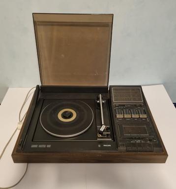 Platenspeler Philips Music Center 990, gebruikt + netjes beschikbaar voor biedingen