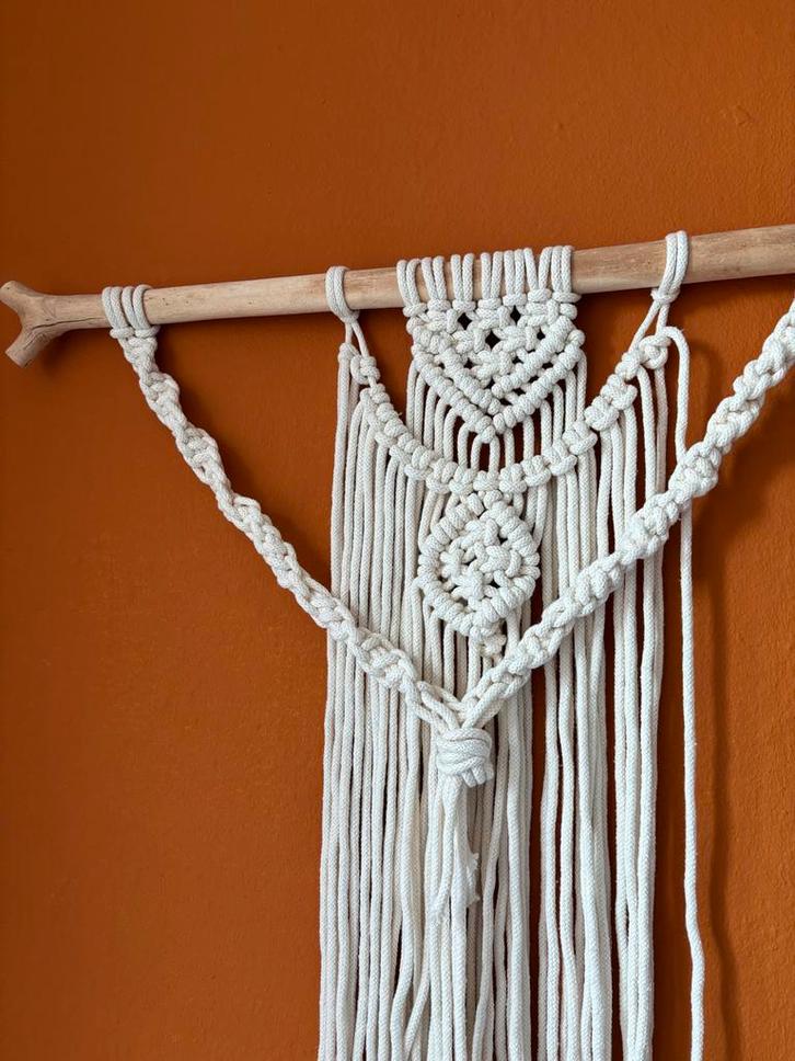 Mooie Macramé Wanddecoratie, Huis en Inrichting, Woonaccessoires | Wanddecoraties, Nieuw, Ophalen of Verzenden