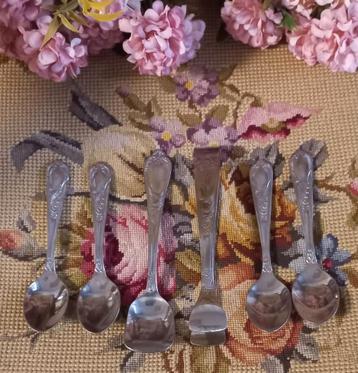 Leuke 6-delige brocante lepelset, suikerlepel, suikertang beschikbaar voor biedingen