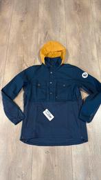 Fjallraven Specialized Anorak Navy L, Ophalen of Verzenden, Zo goed als nieuw, Maat 52/54 (L), Jack