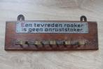 Amsterdamse school pijpenrekje 'Een tevreden rooker...', Ophalen of Verzenden