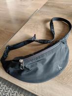 Calvin Klein crossbody tas / festival tas, Sieraden, Tassen en Uiterlijk, Tassen | Schoudertassen, Ophalen of Verzenden, Zo goed als nieuw