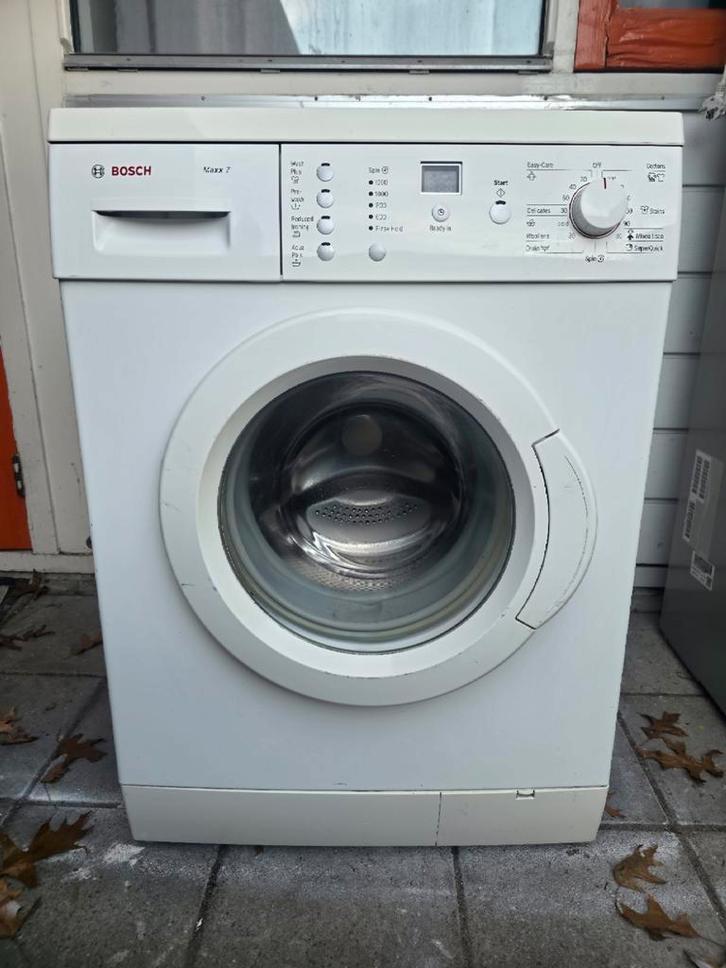 Wasmachine werkt prima bezorgen naar huis mogelijk, Witgoed en Apparatuur, Wasmachines, Gebruikt, 6 tot 8 kg, 85 tot 90 cm, 1200 tot 1600 toeren