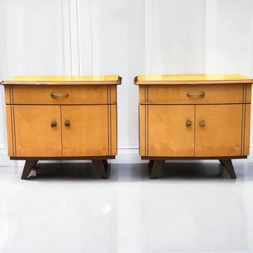 Vintage Nachtkastje | mid century nightstand | retro meubels beschikbaar voor biedingen