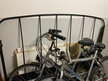 Bedframe + 2 Lattenbodems 180x200cm - afbeelding 4