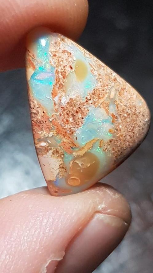 Opaal, vol met Flash. Opalton materiaal., Sieraden, Tassen en Uiterlijk, Edelstenen, Zo goed als nieuw, Ophalen of Verzenden