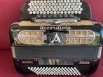 Accordiola Bohème knopaccordeon.96 bas.BGriff .Nieuwstaat ., Met koffer, Ophalen of Verzenden, Knopaccordeon, 120-bas