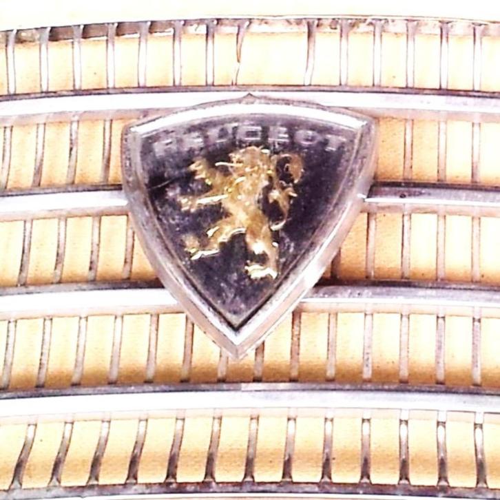 Klein materiaal Peugeot 404 Accessoires grill embleem, veren, Auto-onderdelen, Klein materiaal, Peugeot, Gebruikt, Ophalen