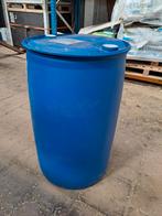 Regenton / vat 200 liter nog 2 stuks, Tuin en Terras, Regentonnen, 150 liter of meer, Ophalen, Zo goed als nieuw, Kunststof
