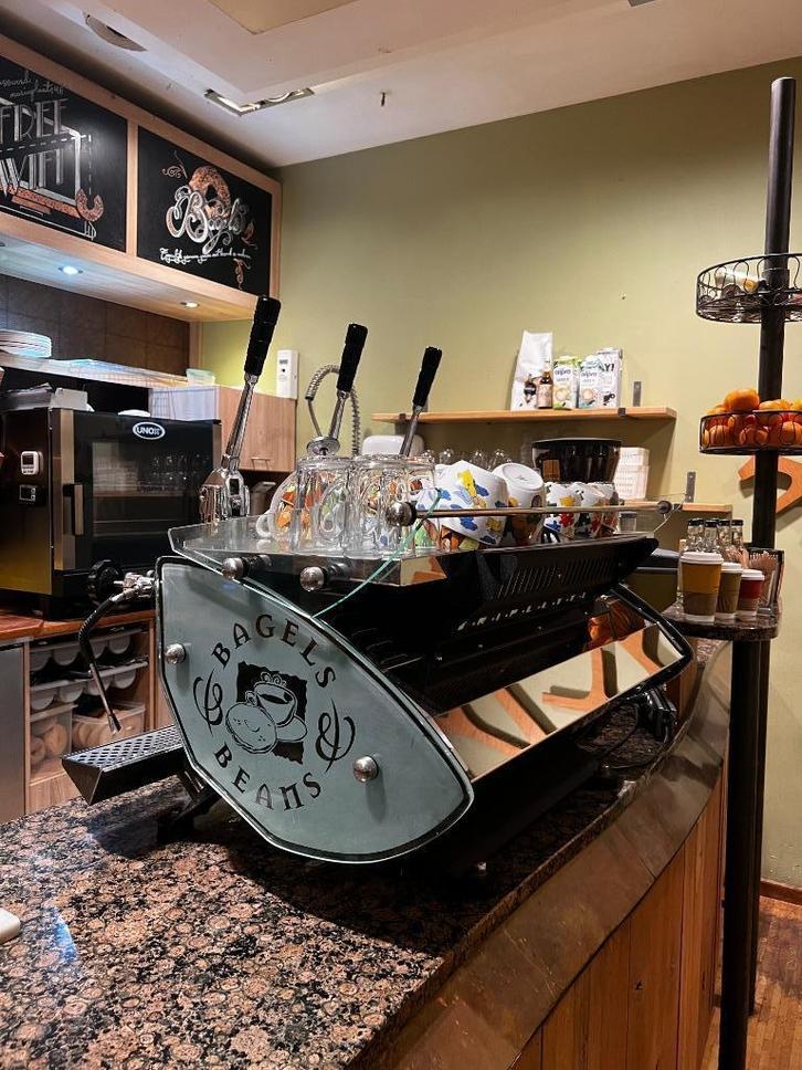 Kees van der Westen - Mirage Idrocompresso - 3 groepen, Witgoed en Apparatuur, Koffiezetapparaten, Gebruikt, Gemalen koffie, Koffiebonen