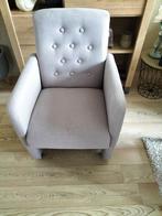 Grijze/Berge eetkamer stoel met knopen en wieltjes, Huis en Inrichting, Ophalen, Grijs, Stof, Eén
