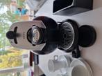 Dolce gusto +kopjes en afvalbakje, Gebruikt, Koffiemachine, Ophalen of Verzenden, Koffiepads en cups