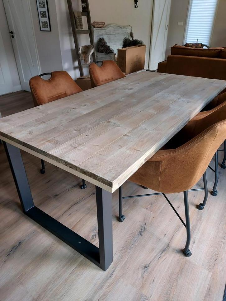 Industriele eettafel steigerhout, Huis en Inrichting, Tafels | Eettafels, 50 tot 100 cm, 150 tot 200 cm, Rechthoekig, Metaal, Ophalen of Verzenden