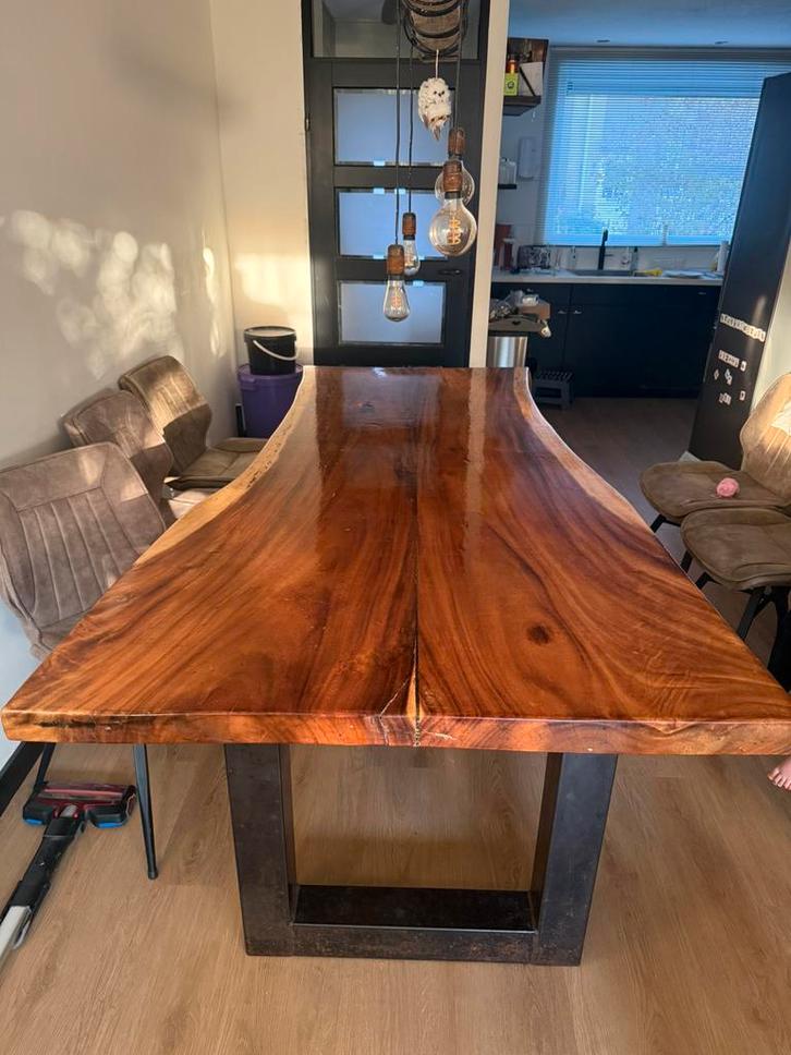 Massieve boomstamtafel, Huis en Inrichting, Tafels | Eettafels, Zo goed als nieuw, 100 tot 150 cm, 200 cm of meer, Rechthoekig