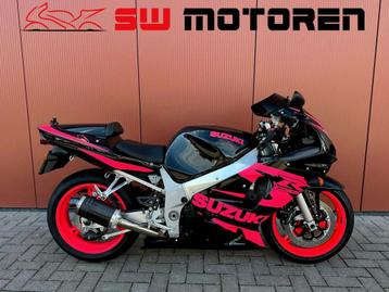 GSXR 600 K3 PINK EDITION, AKRAPOVIC, VERLAAGD. GSX-R GSXR600 beschikbaar voor biedingen