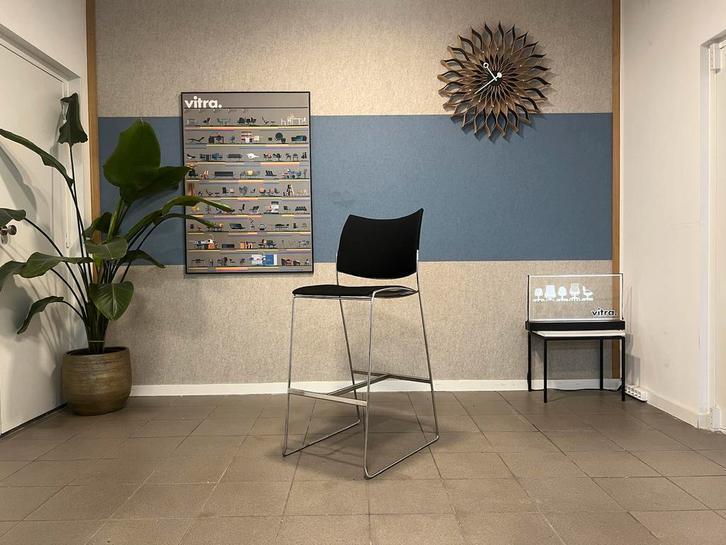 Casala | Curvy Barkruk | Zwarte Chrome | 4x, Huis en Inrichting, Barkrukken, Gebruikt, 60 tot 90 cm, Metaal, 4 krukken, Met voetsteun