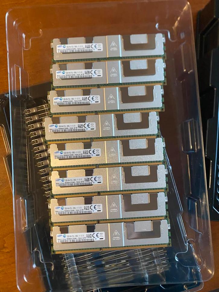 gezocht: ram server geheugen (oud/defect) €50 per kg, Computers en Software, RAM geheugen, Gebruikt, Server, DDR3, Verzenden