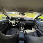 Mercedes-Benz A-Klasse A180 1.6 Blue Efficiency 2013 Grijs, Auto's, Voorwielaandrijving, 65 €/maand, 4 cilinders, Leder en Stof