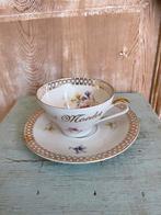 Romantisch vintage kop en schotel. Voor moeder. Moederdag., Ophalen