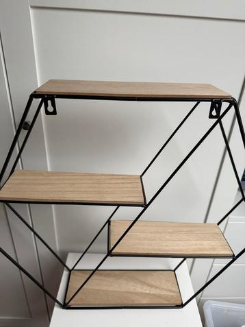 Wandrek beschikbaar voor biedingen