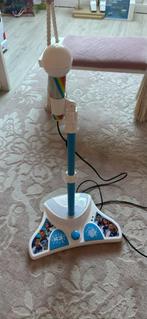 K3 Microfoon met standaard, Ophalen, Zo goed als nieuw, Overige typen, Met geluid