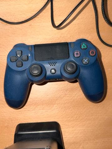 Blauwe PlayStation 4 Controller beschikbaar voor biedingen