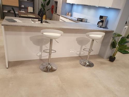 Keukenveiling  Nolte Semi Schiereiland met bar ., Huis en Inrichting, Keuken | Complete keukens, Nieuw, Overige typen, Kunststof
