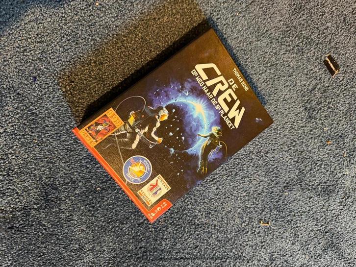 De Crew - Op Weg Naar De 9e Planeet, Hobby en Vrije tijd, Gezelschapsspellen | Bordspellen, Zo goed als nieuw, Een of twee spelers