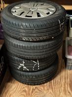 Autobanden, velgen en seat wieldoppen, Ophalen, Gebruikt