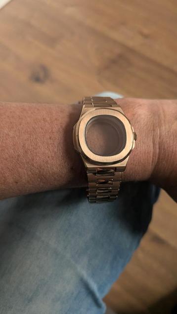 roségoud kast voor horloge beschikbaar voor biedingen