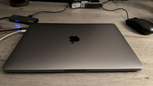 MacBook Pro, M2 - 8GB RAM - 256GB, Computers en Software, Apple Macbooks, Zo goed als nieuw, 13 inch, 2 tot 3 Ghz, Ophalen of Verzenden