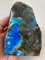 Labradoriet met Blauwe Flits half gepolijst, Ophalen of Verzenden, Mineraal