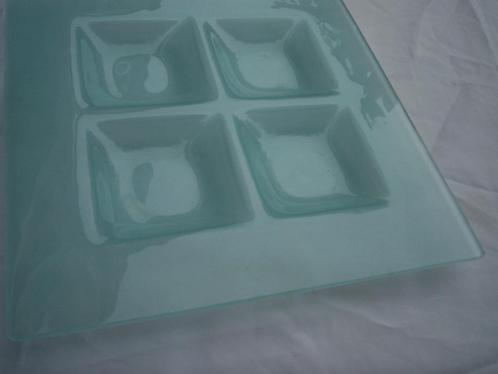 SERVEERSCHAAL 4kant glas 4-vaks 30 cm. Deco presenteerschaal, Huis en Inrichting, Woonaccessoires | Schalen en Manden, Gebruikt
