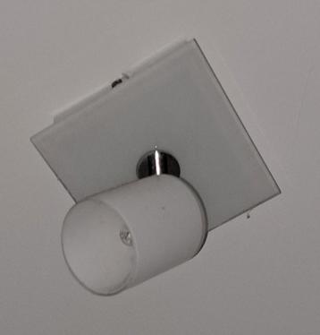 Plafondlamp  beschikbaar voor biedingen