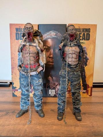 Threezero AMC The Walking Dead Michonne's Pets 1 en 2 1/6 beschikbaar voor biedingen