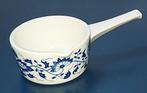 Buttersauciere met steel vuurvast (Maria Theresia Zwiebel), Ophalen of Verzenden, Zo goed als nieuw, Porselein, Kop en/of schotel