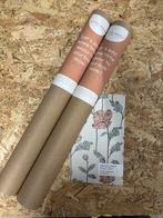 Little Amour Poppy Amour Zalmroze Kinderbehang (2st), Huis en Inrichting, Stoffering | Behang, Ophalen of Verzenden, Minder dan 10 m²