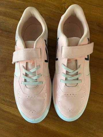 Sportschoenen decathlon maat 38 beschikbaar voor biedingen