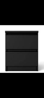 2x Zwarte Naia Nachtkastjes, Huis en Inrichting, Kasten | Ladekasten, Ophalen, Overige materialen, Minder dan 50 cm, 1 of 2 laden