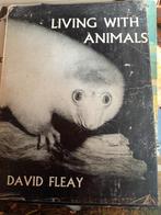 Living with Animals door David Fleay, Gelezen, Ophalen of Verzenden