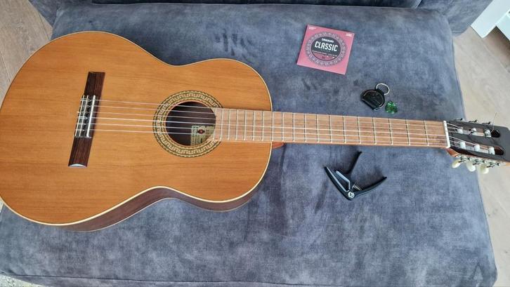 Alhambra 3C Klassieke Gitaar + Accessoires, Muziek en Instrumenten, Snaarinstrumenten | Gitaren | Akoestisch, Gebruikt, Klassieke of Spaanse gitaar