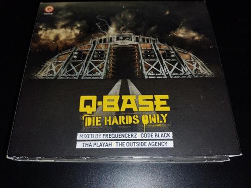 Tha Playah / The Outside Agency | Q-Base - Die Hards Only, Cd's en Dvd's, Cd's | Dance en House, Zo goed als nieuw, Techno of Trance
