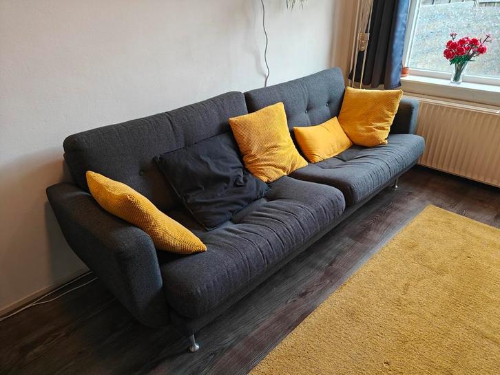 Gratis grijze IKEA bank, Huis en Inrichting, Banken | Bankstellen, Gebruikt, Rechte bank, Tweepersoons, 200 tot 250 cm, 75 tot 100 cm