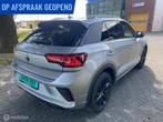 Volkswagen T-Roc 1.5 TSI R-Line 18 INCH CarPlay Black Style, 1258 kg, Zwart, 4 cilinders, 150 pk