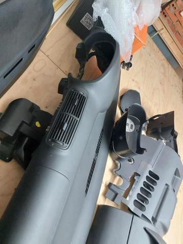 Dashboard Seat Leon 1m beschikbaar voor biedingen