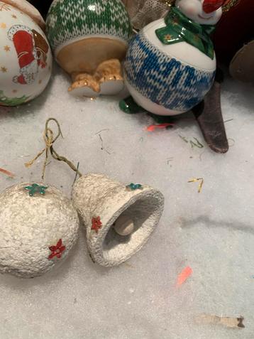 #kerst ballen watte volkskunst beschikbaar voor biedingen